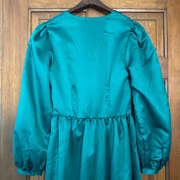 NEW Anthropologie Nikasha Emerald Applique Satin Dress size S - Picture 11 of 13